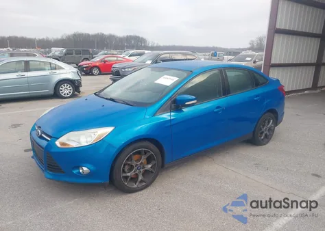 2013 Ford Focus Se z USA, uszkodzony, nr VIN 1FADP3F21DL242572